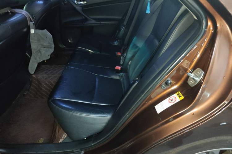 Used Toyota Reiz 2012 2.5V Fengdu Elite Stylish Edition Left Rear Seat