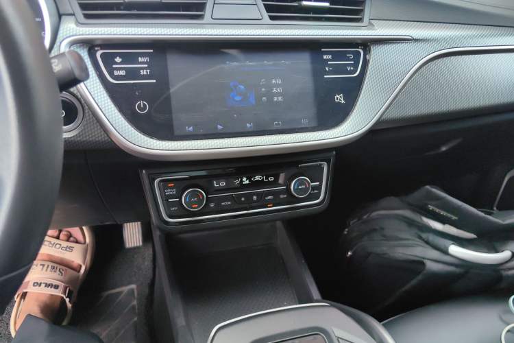 Used Livan Maple 60s 2022 Easy-to-Replace Version Lithium Iron Phosphate
