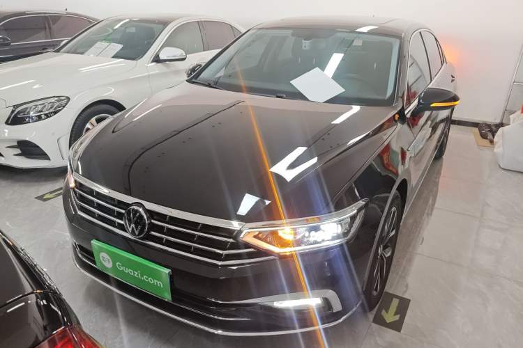 Used Volkswagen Magotan 2020 330TSI DSG Leading Model Front