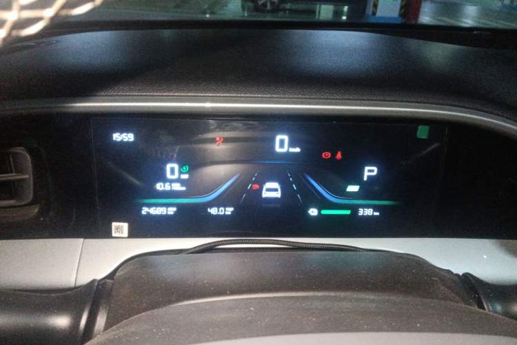 Used Geely Galaxy Geome 2025 410 km Free Version
