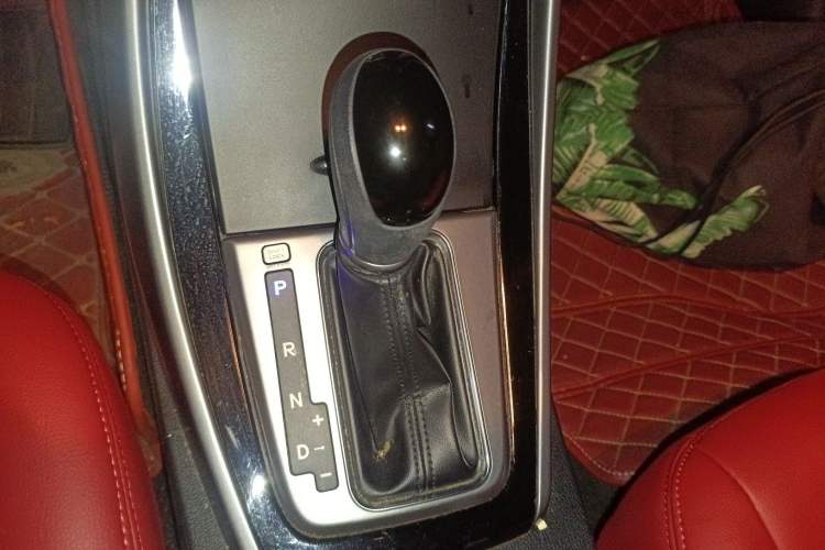 Used Hyundai Elantra (5th Generation / Langdong) 2016 1.6L Automatic Prestige Model