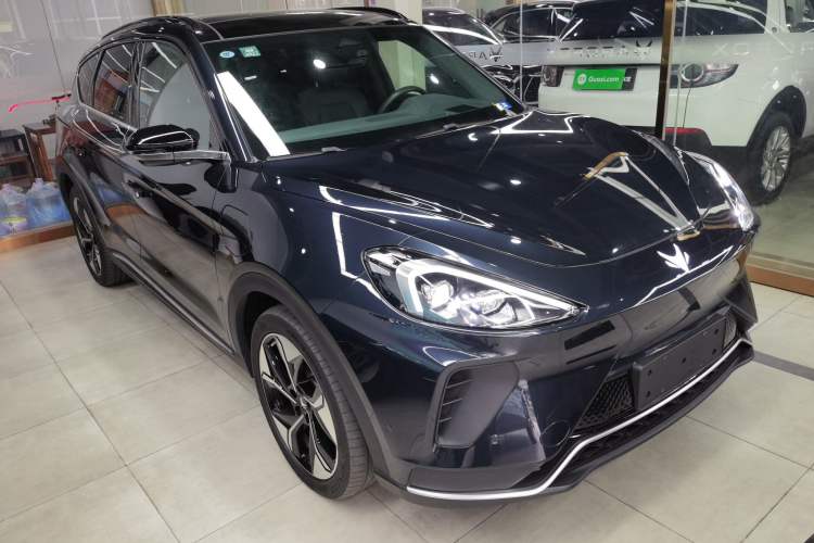 Used ARCFOX Alpha T 2023 688E+ Forest Edition 160kW Front Right 45 Deg