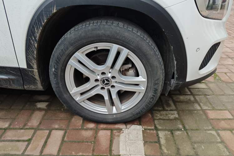 Used Mercedes-Benz GLB 2021 GLB 180 Fashion Model Right Front Wheel Hub