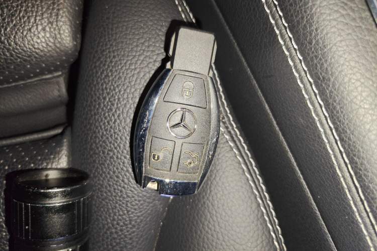 Used Mercedes-Benz GLC 2019 GLC 260 4MATIC Dynamic Edition Vehicle Key