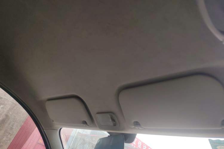 Used Wuling Rongguang V 2019 1.5L Window-Sealed Utility Model China VI LAR Headliner