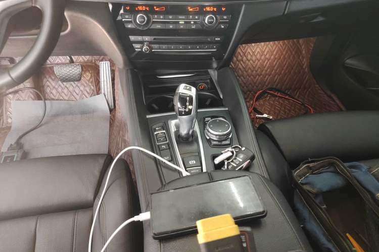 Used BMW X6 2015 xDrive28i
