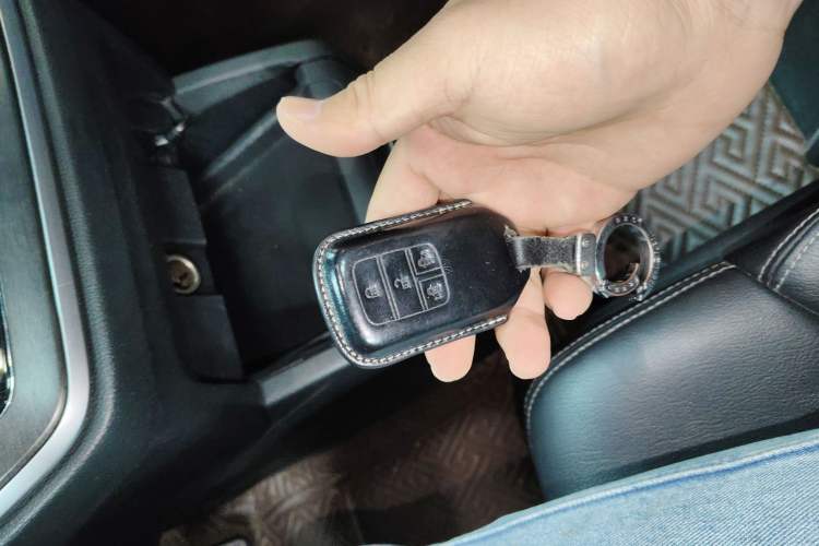 Used Honda Elysion 2016 2.4L Supreme Edition Interior 1