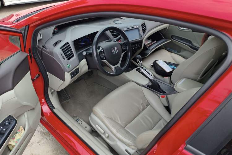 Used Honda Civic 2013 10th Anniversary 1.8L Automatic Luxury Edition Driver Seat