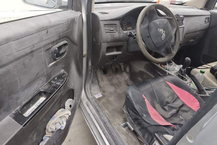 Used Wuling Rongguang V 2016 1.5L Standard Version Driver Seat