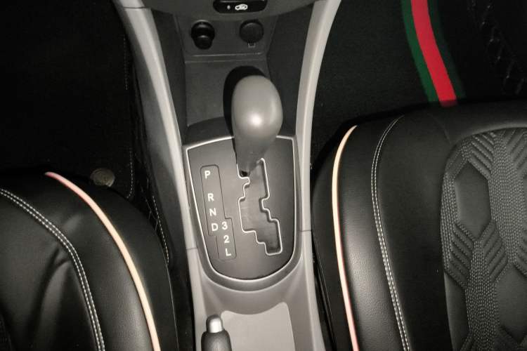 Used Hyundai Verna (older generation) 2014 1.4L Automatic Smart GLS