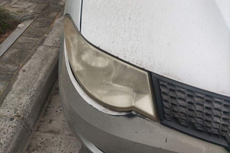 Used Wuling Hongguang 2010 1.2L Base Version China IV Standard Right Front Headlight