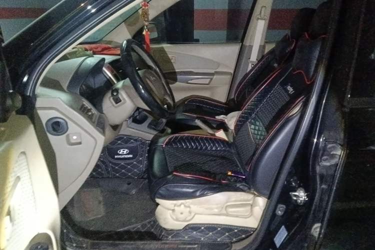 Used Hyundai Tucson 2013 2.0L Manual Two-Wheel Drive Fashion Edition