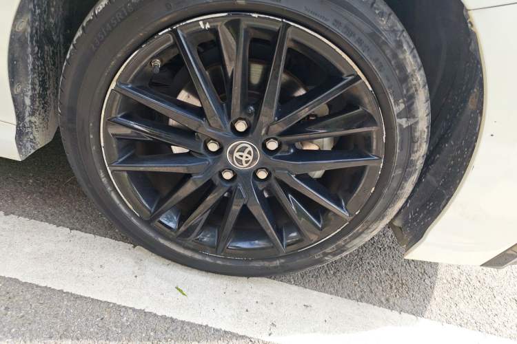 Used Toyota Camry 2022 2.0S Knight Edition Right Front Wheel Hub