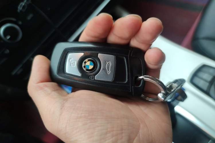 Used BMW X3 2016 sDrive20i Vehicle Key