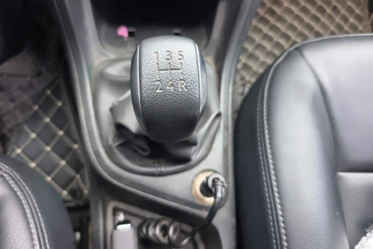 Used Peugeot 308 2014 Enjoy Edition Classic 1.6L Manual YouShang Model Gear Lever