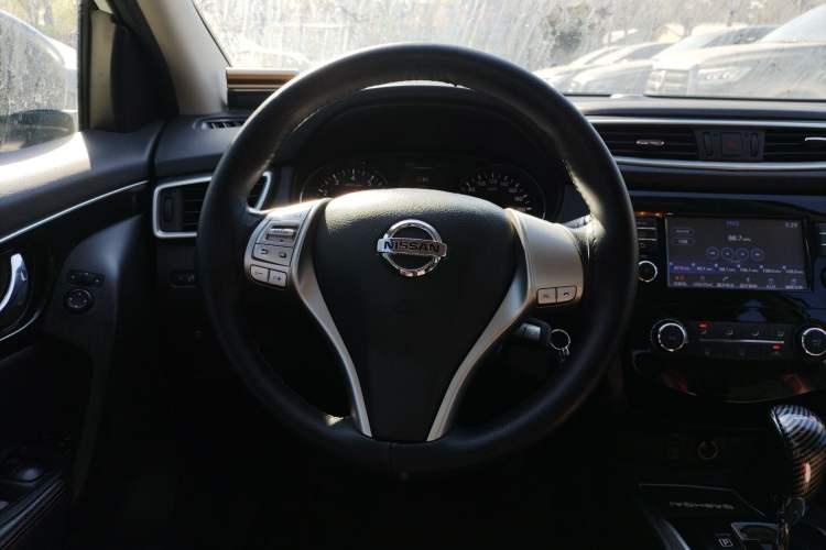 Used Nissan Qashqai 2017 2.0L CVT Smart Enjoyment Version China V Standard
