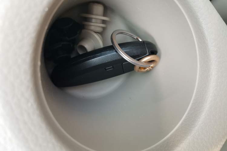 Used Nissan Tiida 2014 1.6L CVT Smart Model