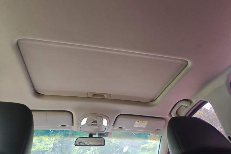 Used Wuling Hongguang S3 2018 1.5L Manual Luxury Model China V Standard