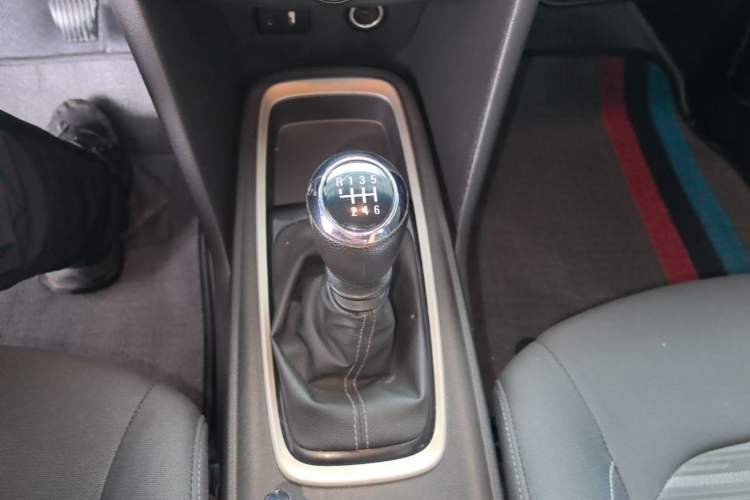 Used Chevrolet Monza 2019 320T Manual Xinxin Edition China VI
