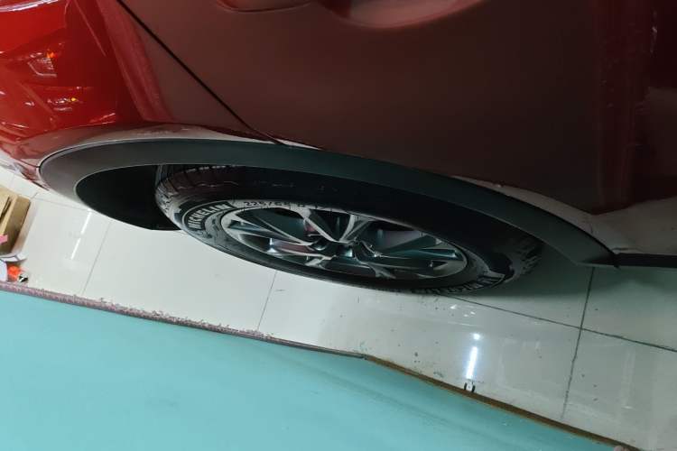 Used Mazda CX-4 2018 2.0L Automatic Two-Wheel Drive Blue Sky Premium Upgrade Version China V Standard Right Rear Wheel Hub