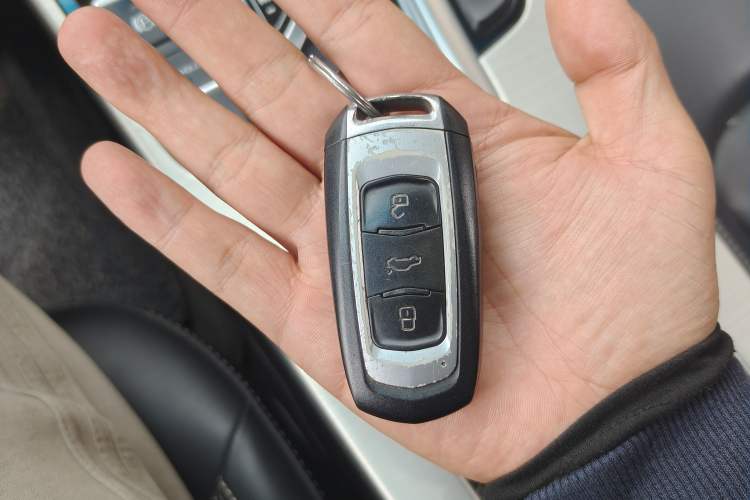 Used Geely Auto Emgrand GL 2017 1.3T DCT Elite Model
