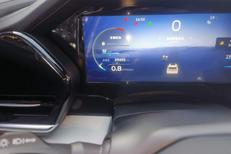 Used Geely Auto Monjaro L 2023 2.0TD High-Power Automatic Two-Wheel Drive Flagship Version
