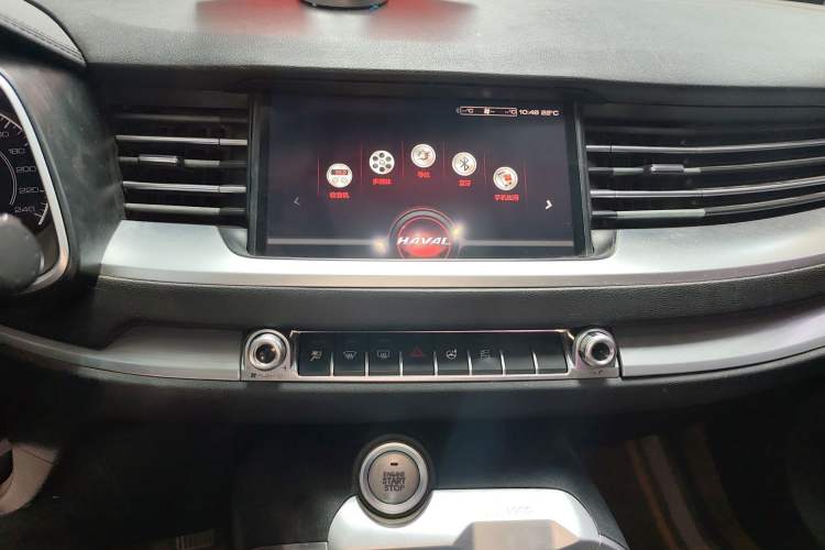 Used Haval H6 2017 Red Label 2.0T Automatic Two-Wheel Drive ZhiShang Model
