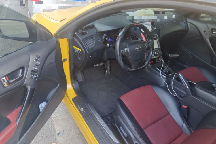 Used Hyundai Genesis Coupe 2009 2.0T Automatic Deluxe Edition