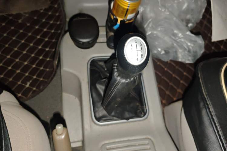 Used FORTHING Lingzhi 2016 M3L 1.6L 7-Seater Comfort Model
