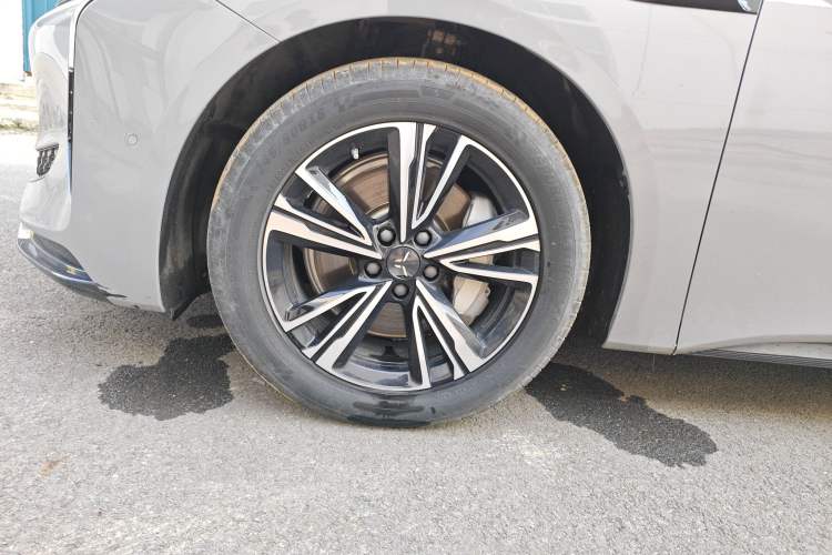 Used Hongqi EH7 2024 690 Pro
