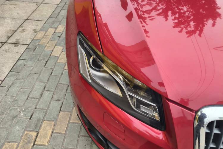 Used Audi Q5 2012 2.0TFSI Comfort Version Right Front Headlight