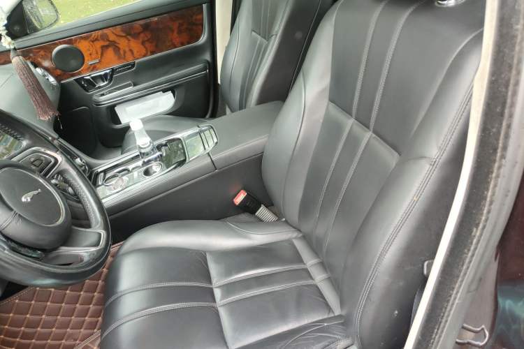 Used Jaguar XJ 2014 XJL 3.0 SC Four-Wheel Drive Panoramic Business Edition Left Front Seat