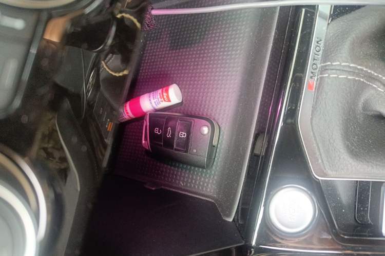 Used Volkswagen Tayron 2019 380TSI Four-Wheel Drive R-Line China VI-standard Vehicle Key