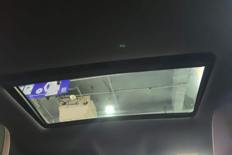 Used CHANGAN X5 PLUS 2025 1.5T DCT High-Energy Version Headliner