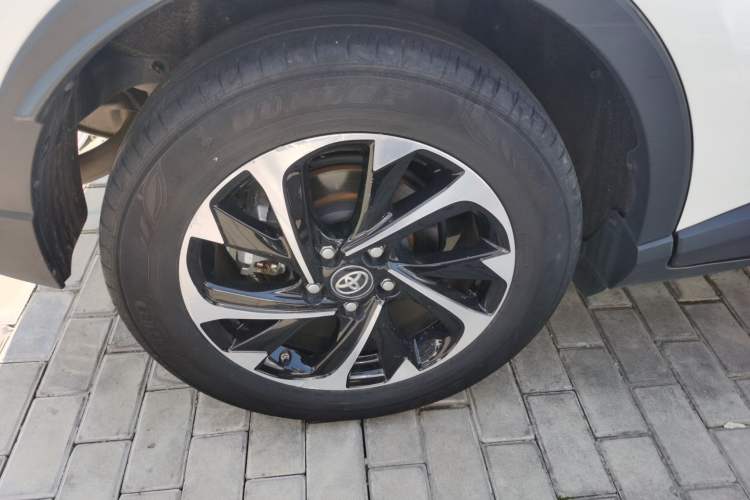 Used Toyota IZOA 2020 2.0L Enjoy Edition
