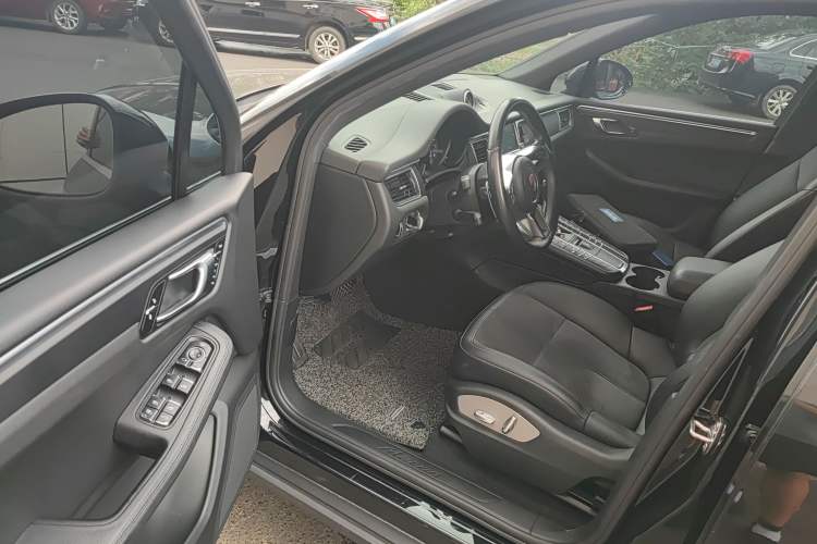 Used Porsche Macan 2017 Macan 2.0T