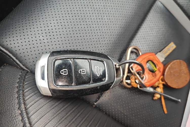 Used Hyundai Lafesta 2019 280TGDi Smart Edition China VI Standard
