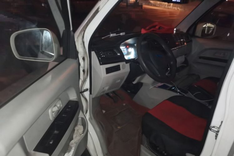 Used Sunlong DST 5 2021 All-Electric Van with 41.86 kWh