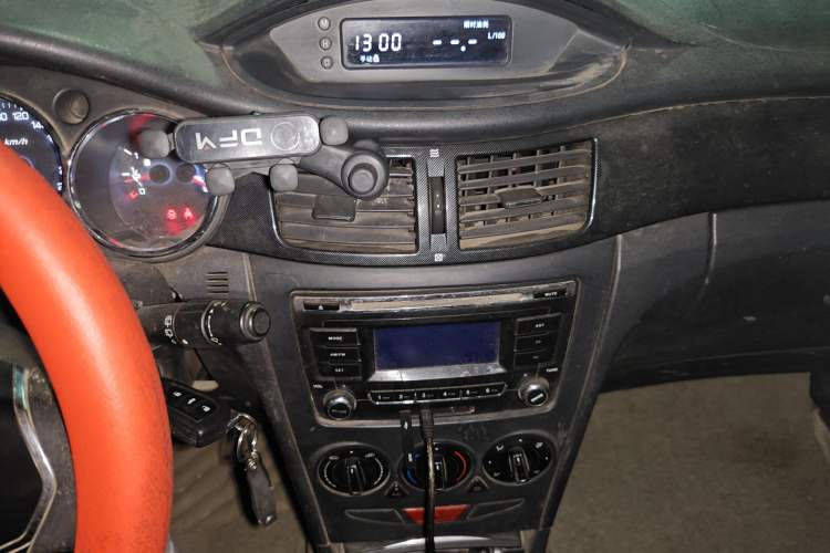 Used Dongfeng Aeolus H30 2013 CROSS 1.6L Manual Luxury Model