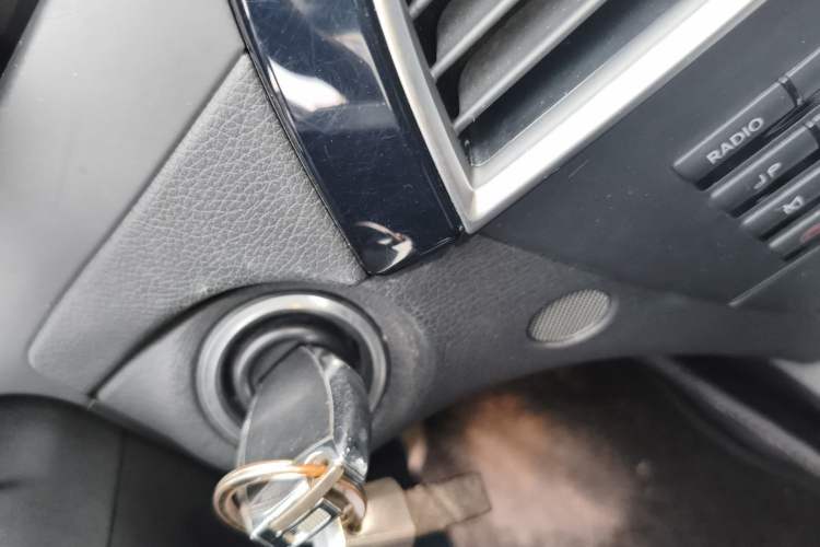 Used Mercedes-Benz C-Class 2011 C 180K Classic model Vehicle Key