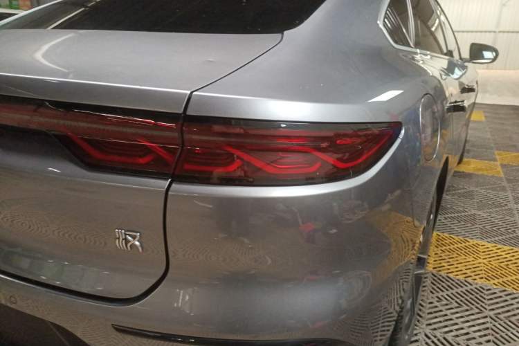 Used BYD Han 2023 EV Champion Edition 605KM Front-Drive Premium Model