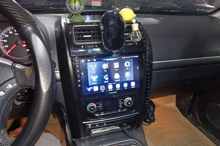 Used Haval H5 Classic 2013 Zhizun Edition 2.0T Manual 4x4 Prestige Model