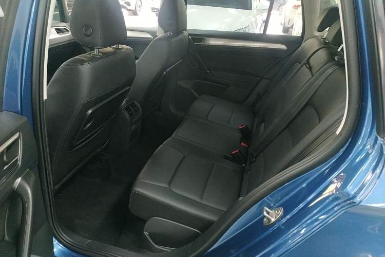 Used Volkswagen Golf Sportsvan 2019 280TSI Automatic Trendy Model China VI Standard