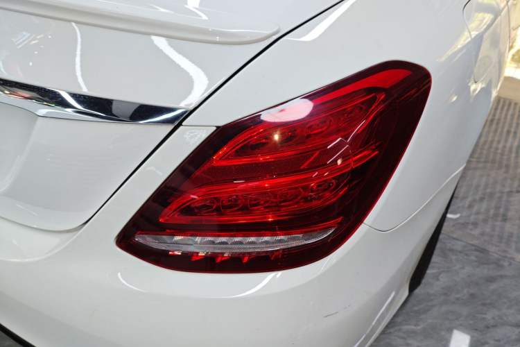 Used Mercedes-Benz C-Class 2017 Restyled C 200 Sport Edition Right Rear Taillight