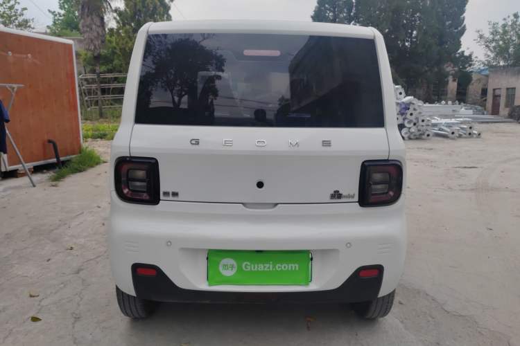 Used Geely Galaxy Panda 2024 Panda Mini 200km Endurance Bear
