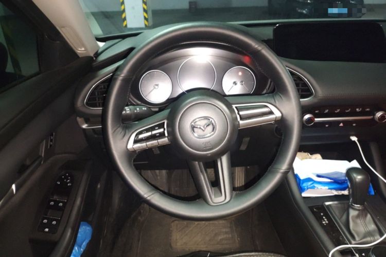 Used Mazda 3 Axela 2022 2.0L Automatic Zhiqing Edition Steering Wheel
