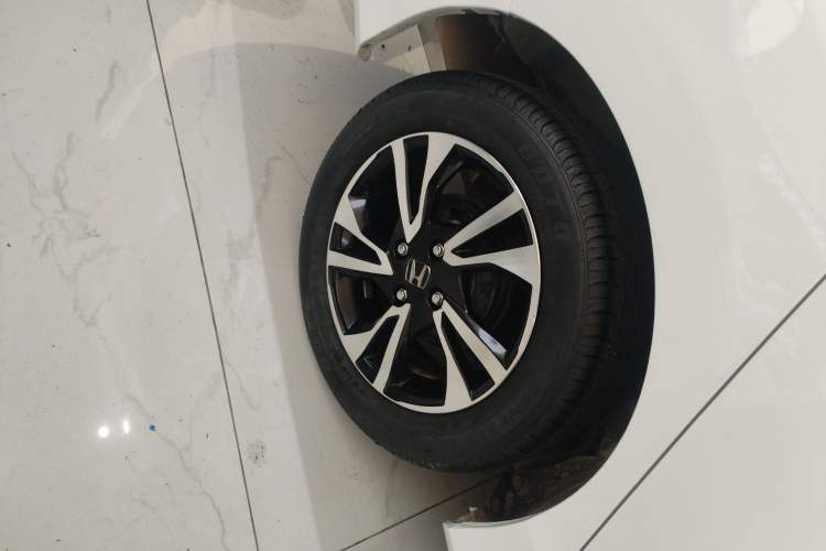 Used Honda Greiz 2016 1.5L CVT Comfort Version
