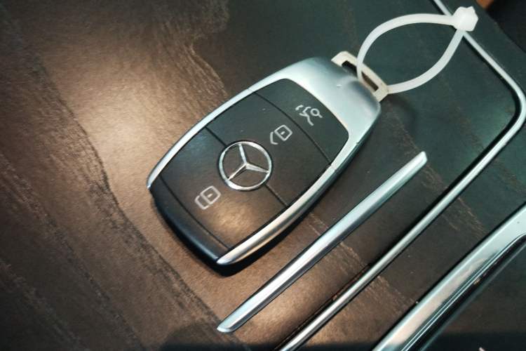 Used Mercedes-Benz C-Class 2021 C 200 L Fashion Edition Sport Version
