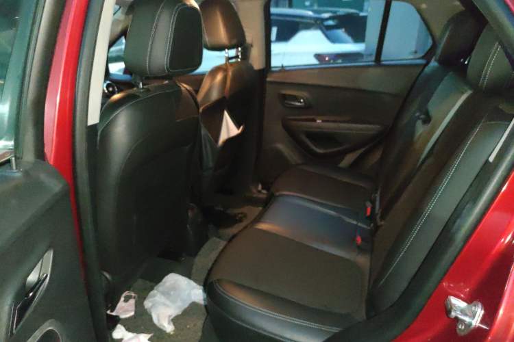 Used Chevrolet Trax 2016 1.4T Automatic Two-Wheel Drive Luxury Version Left Rear Seat