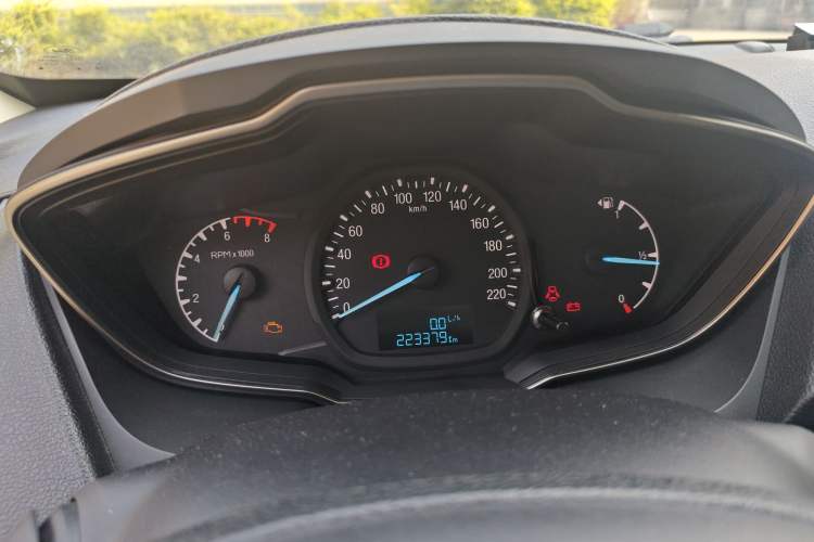 Used Ford Escort 2015 1.5L Manual Comfort Model
